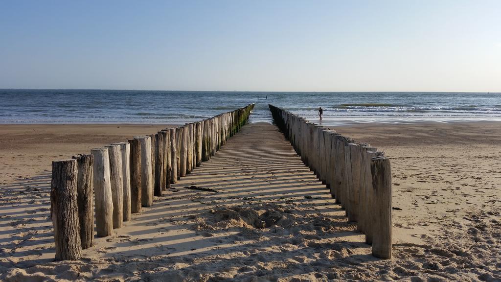 'STRANDGAPER' zeeland sky recreatie Villa Westkapelle Cameră foto